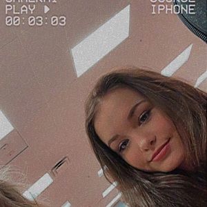 Meet your Posher, Brooke